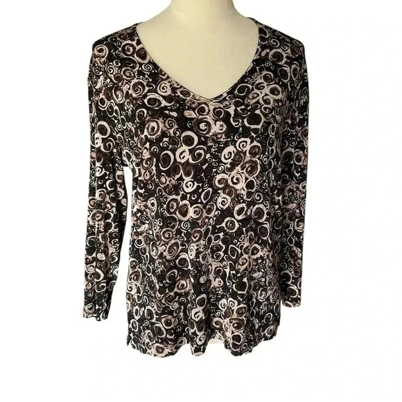 Chico’s Travelers Artsy Print Neutral Color Comfy Lightweight Top Women Size L - Picture 1 of 9